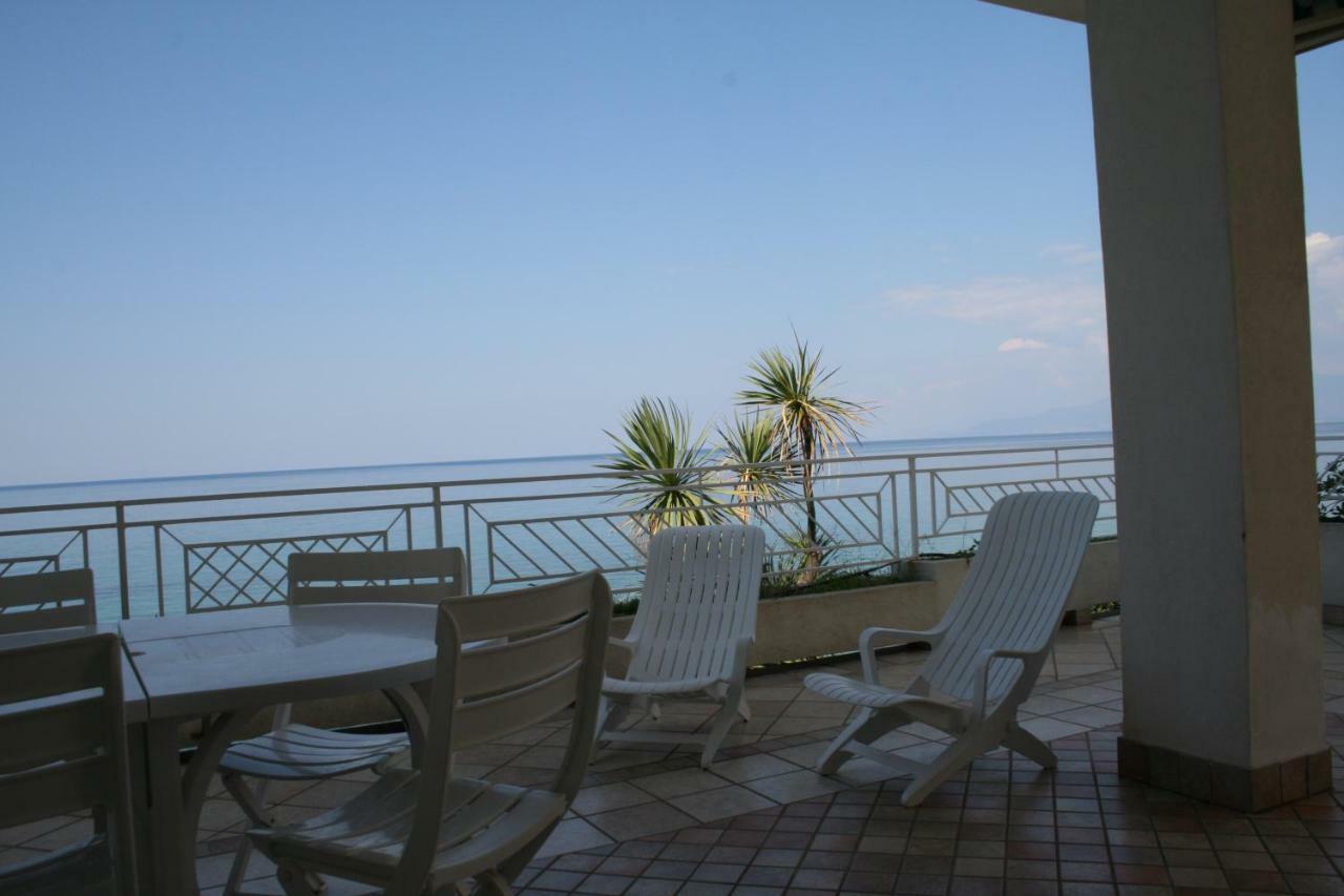 Villa Laura - Sul Mare Pizzo  Exterior foto